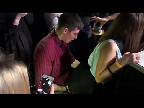 ❤️ Орус түнкү клубунда чыныгы секс. 18 жаштагы орус кыз түнкү клубда ануста жана жыныс кынында сексен ️ Катуу порно ky.pornjk.ru ❌❤